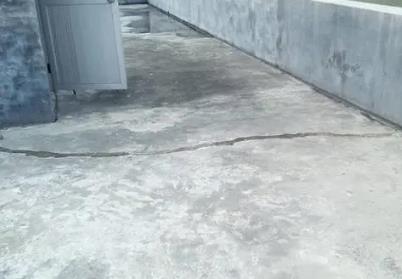 神池楼顶漏水维修公司分享下如何解决卫生间隐蔽部位漏水的问题?